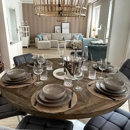 No I Penthouse Seestern